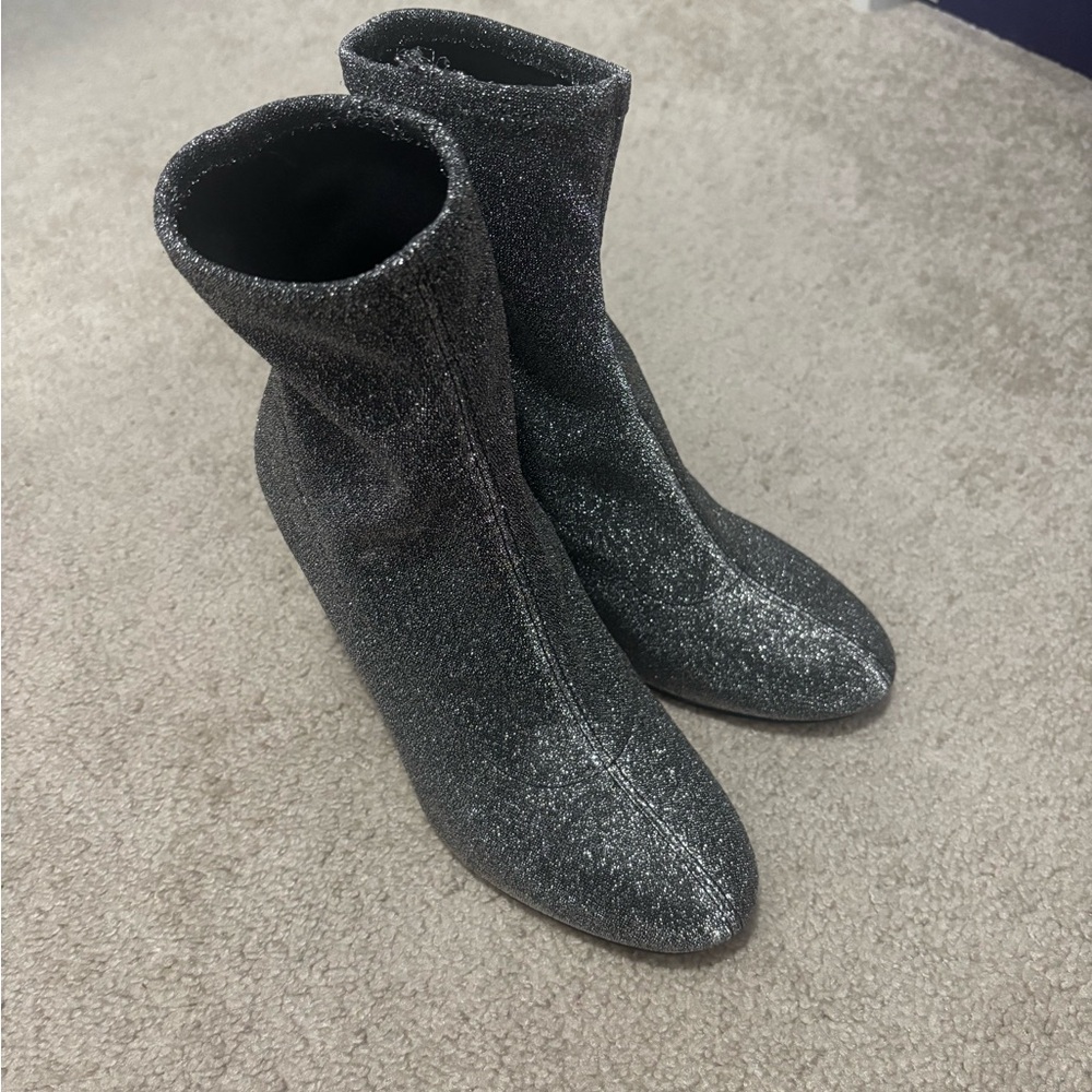 Elegant Silver Ankle Boots - Picture 2 of 10